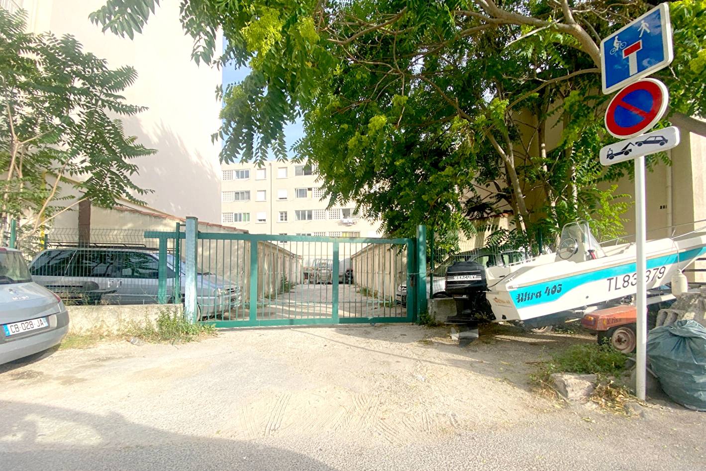 Lot de 10 box et 2 parkings privatifs à vendre à Toulon