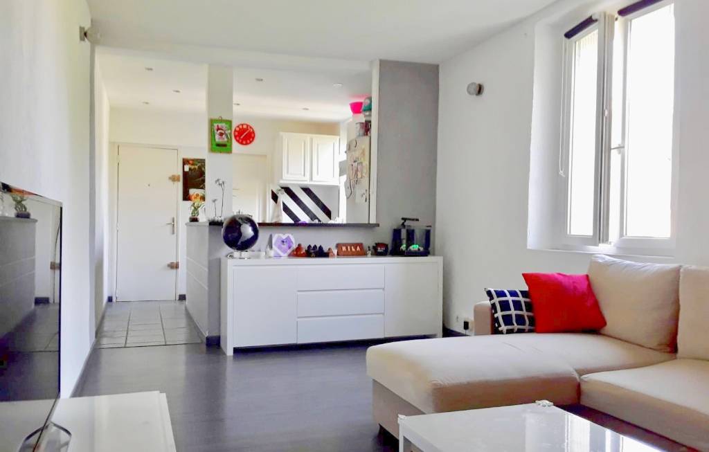 Appartement en parfait état, soigneusement rénové à vendre aux Moulins à Toulon