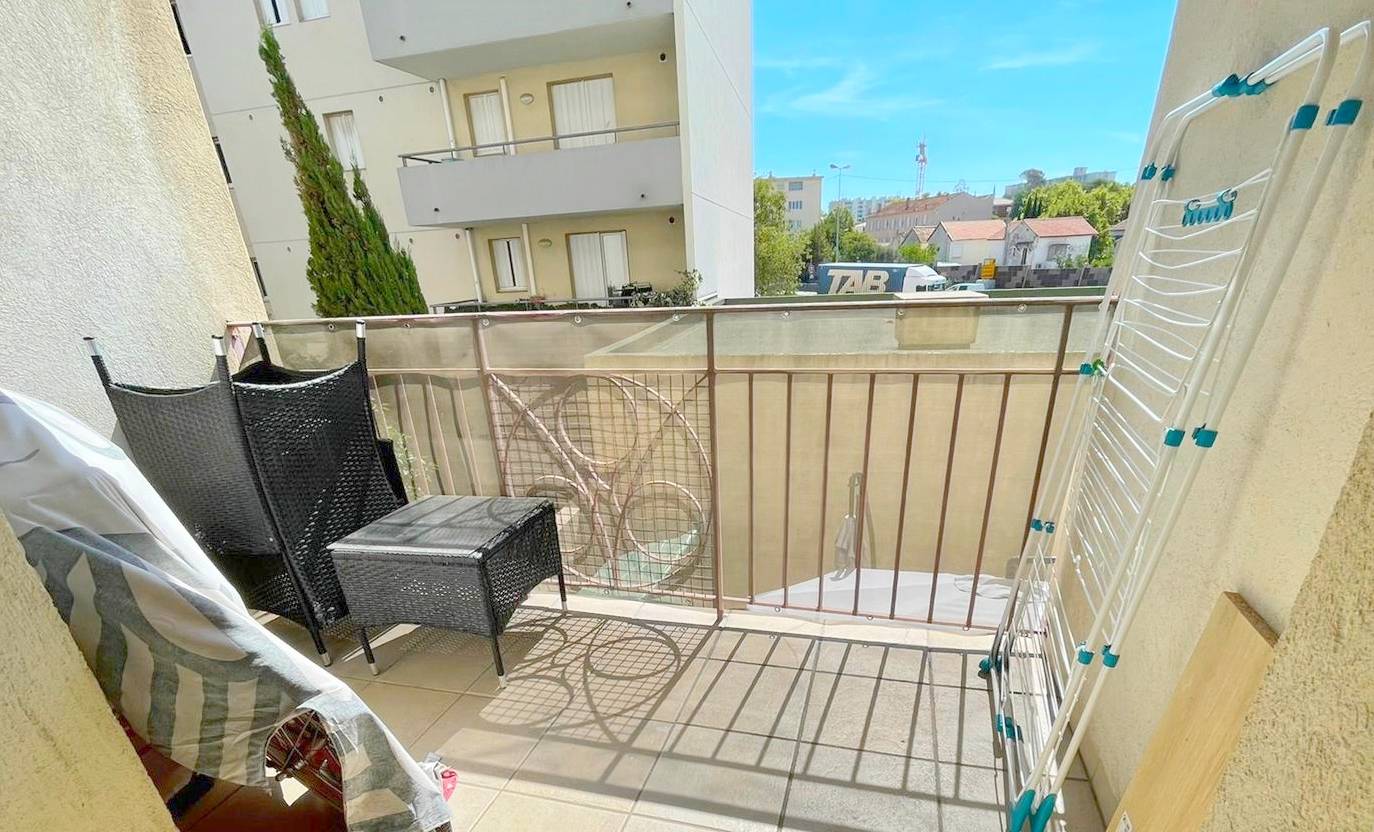 Appartement 3 pièces avec balcon à vendre dans le quartier Saint-Jean-du-Var