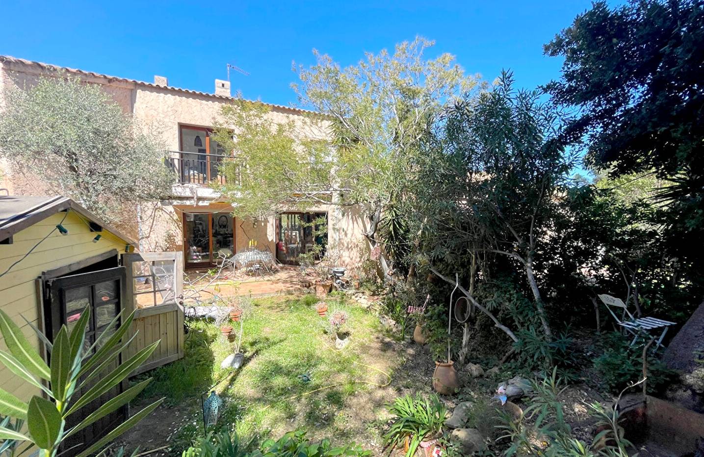 Maison T5 avec jardin et garage à vendre dans le quartier Cap Brun à Toulon