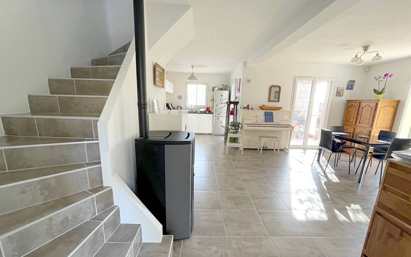 Maison tout confort à vendre par notre agence immobilière Toulon