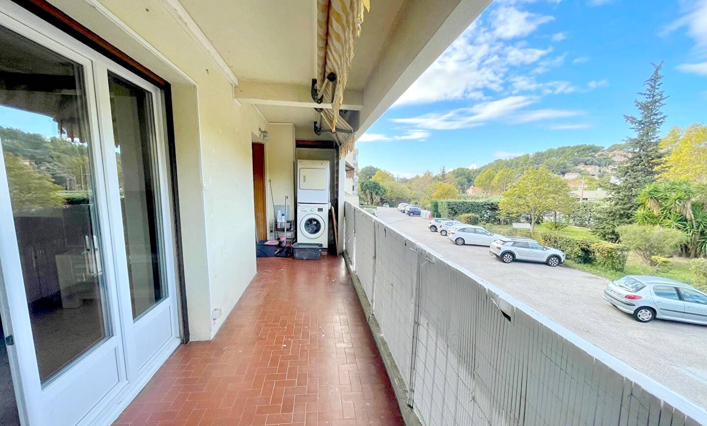 Appartement 3 pièces avec balcon à vendre quartier les Moulins à Toulon