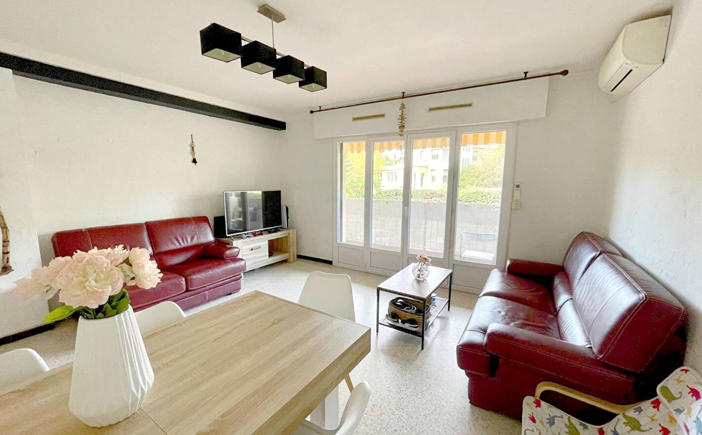 Appartement climatisé à vendre Avenue des Moulins à Toulon par notre agence immobilière