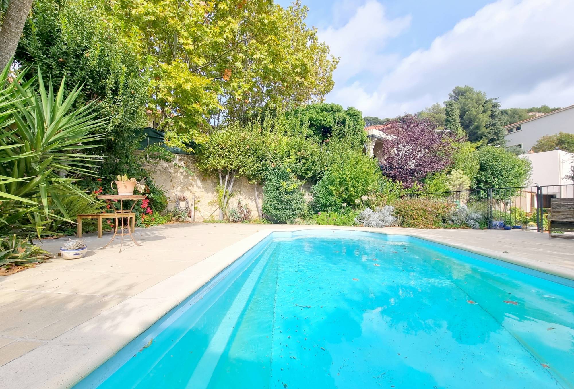 Maison familiale avec piscine à vendre secteur Fort Rouge à Toulon