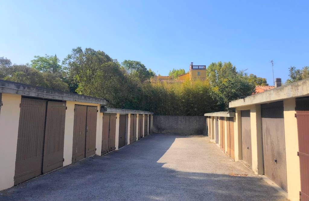 Garage à vendre à Toulon Est (83100) - à proximité de la Valette-du-Var