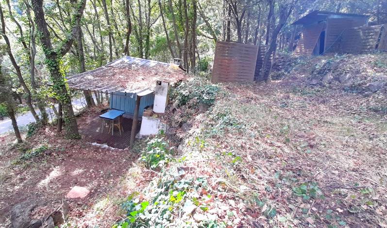 Terrain non-constructible à vendre à Évenos, proche de Toulon