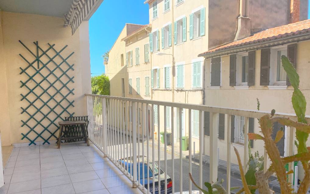 Ce bien est à vendre dans notre agence immobilière du Mourillon