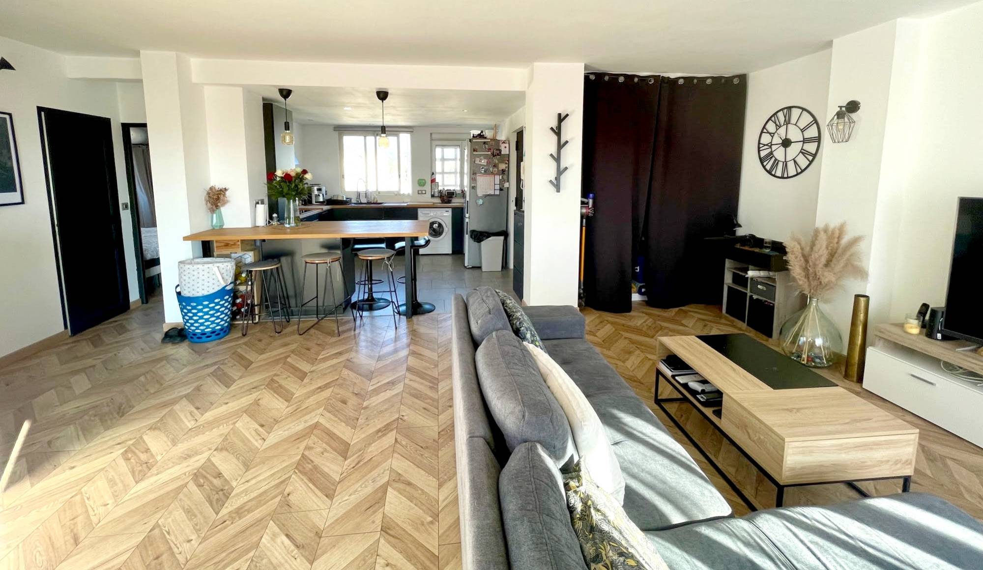 Appartement de deux chambres rénové à vendre quartier Rodeilhac à Toulon