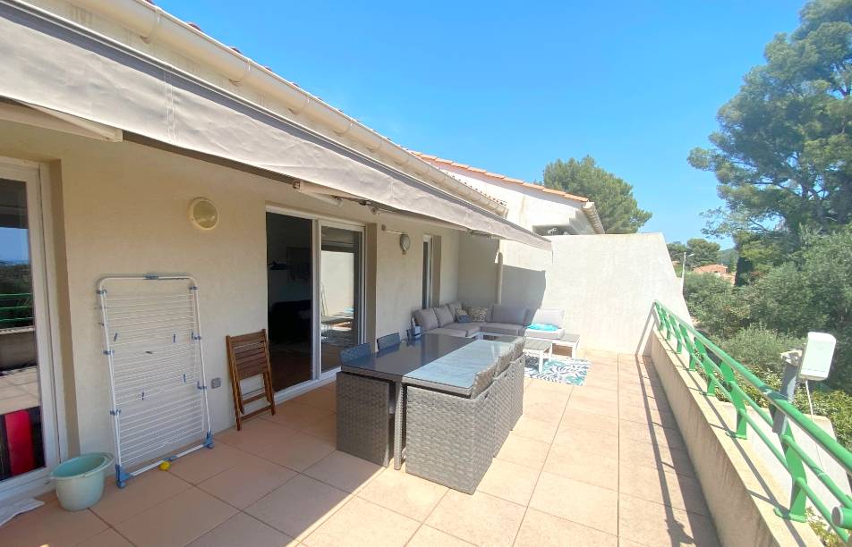 Appartement avec grande terrasse à vendre secteur La Chapelle à Toulon