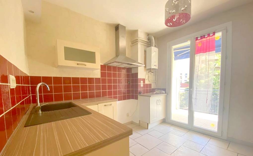 Appartement à vendre en avant-dernier étage à Toulon