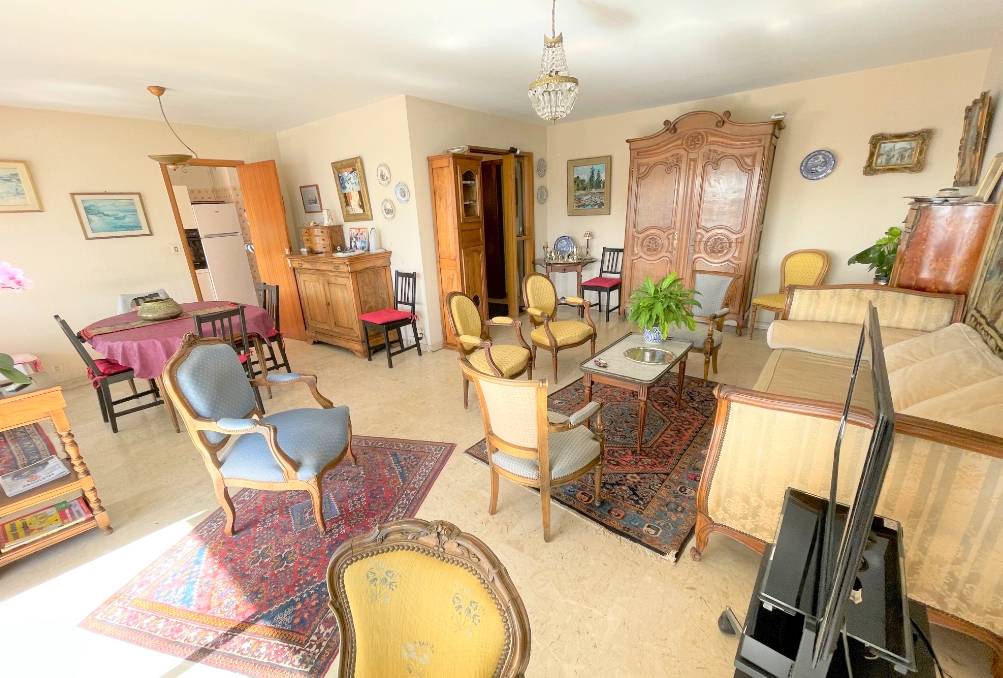 Appartement 5 pièces avec suite parentale à vendre dans la résidence 