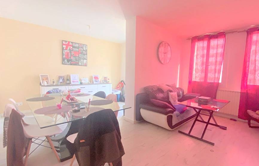 Appartement avec cave en vente par Orpi Papazian à Toulon