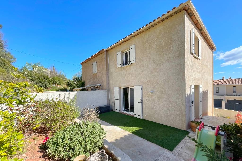 Maison mitoyenne à vendre à Cuers