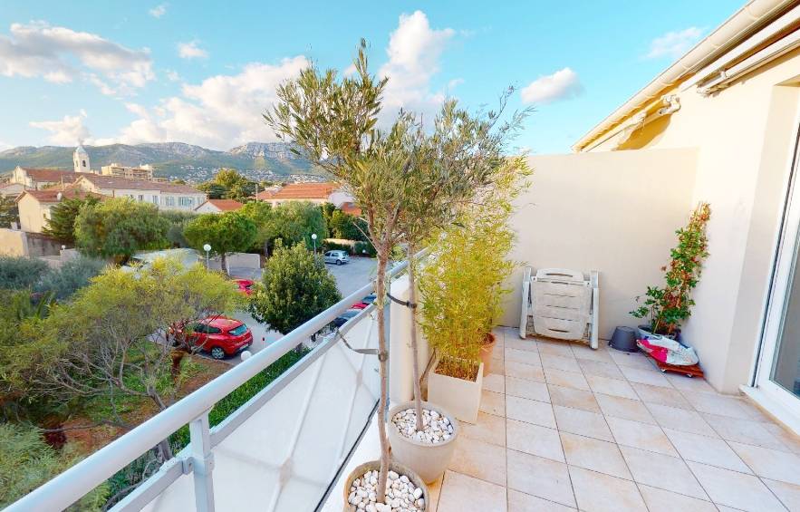 Appartement T2 avec grande terrasse à vendre à Toulon