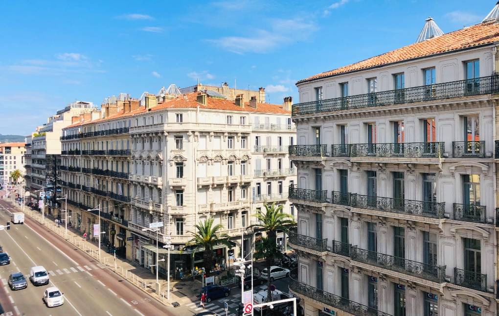 Appartement à vendre dans une résidence de standing avec ascenseur dans le centre-ville de Toulon