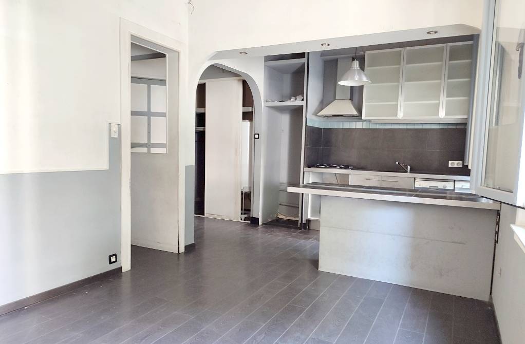 Appartement en rez-de-chaussée à vendre Avenue de Bir-Hakeim