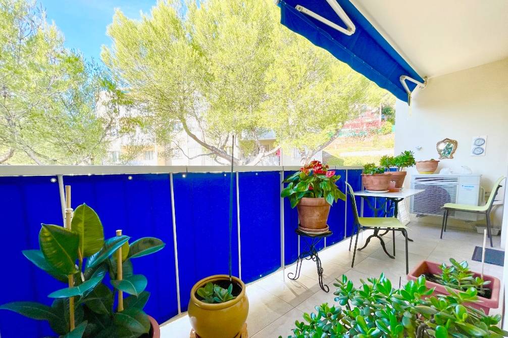 Appartement 4 pièces avec terrasse à vendre à Toulon, quartier Bas Faron