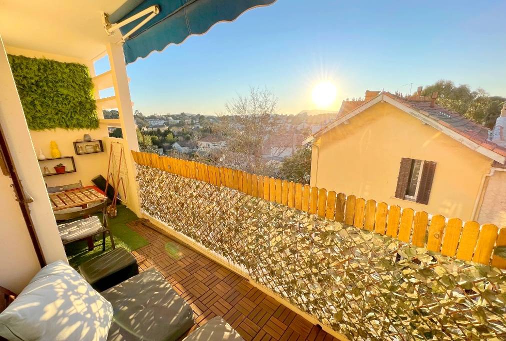 Appartement quatre pièces à vendre à Toulon