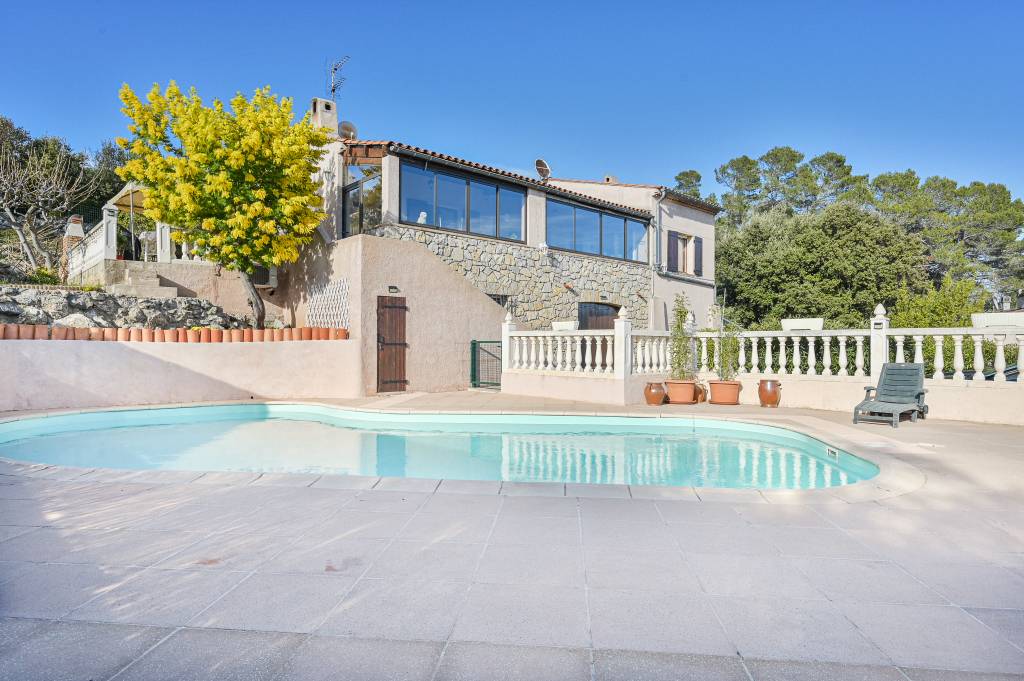 Villa avec piscine à vendre à Gonfaron