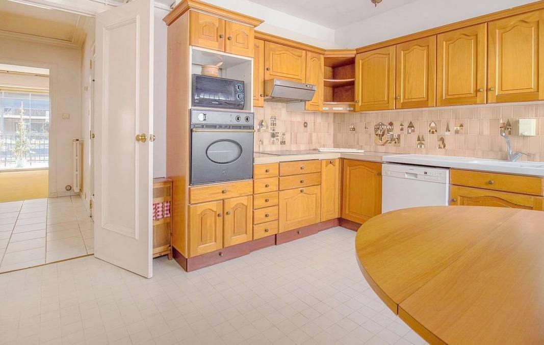 Appartement 6 pièces prestigieux à vendre dans une résidence de grand standing à Toulon