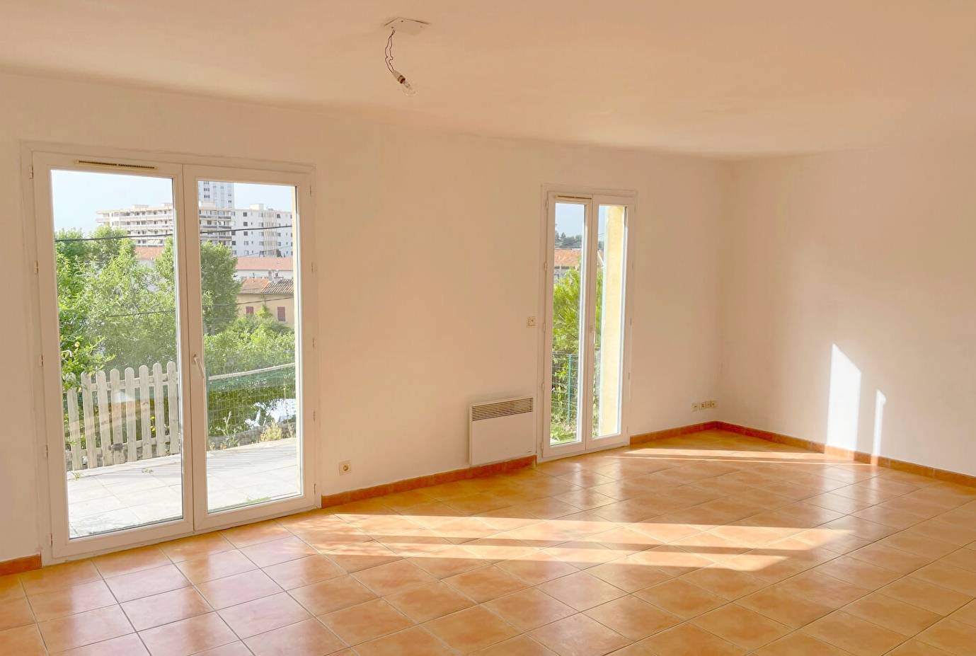 Maison 4 pièces de trois chambres à vendre à Toulon