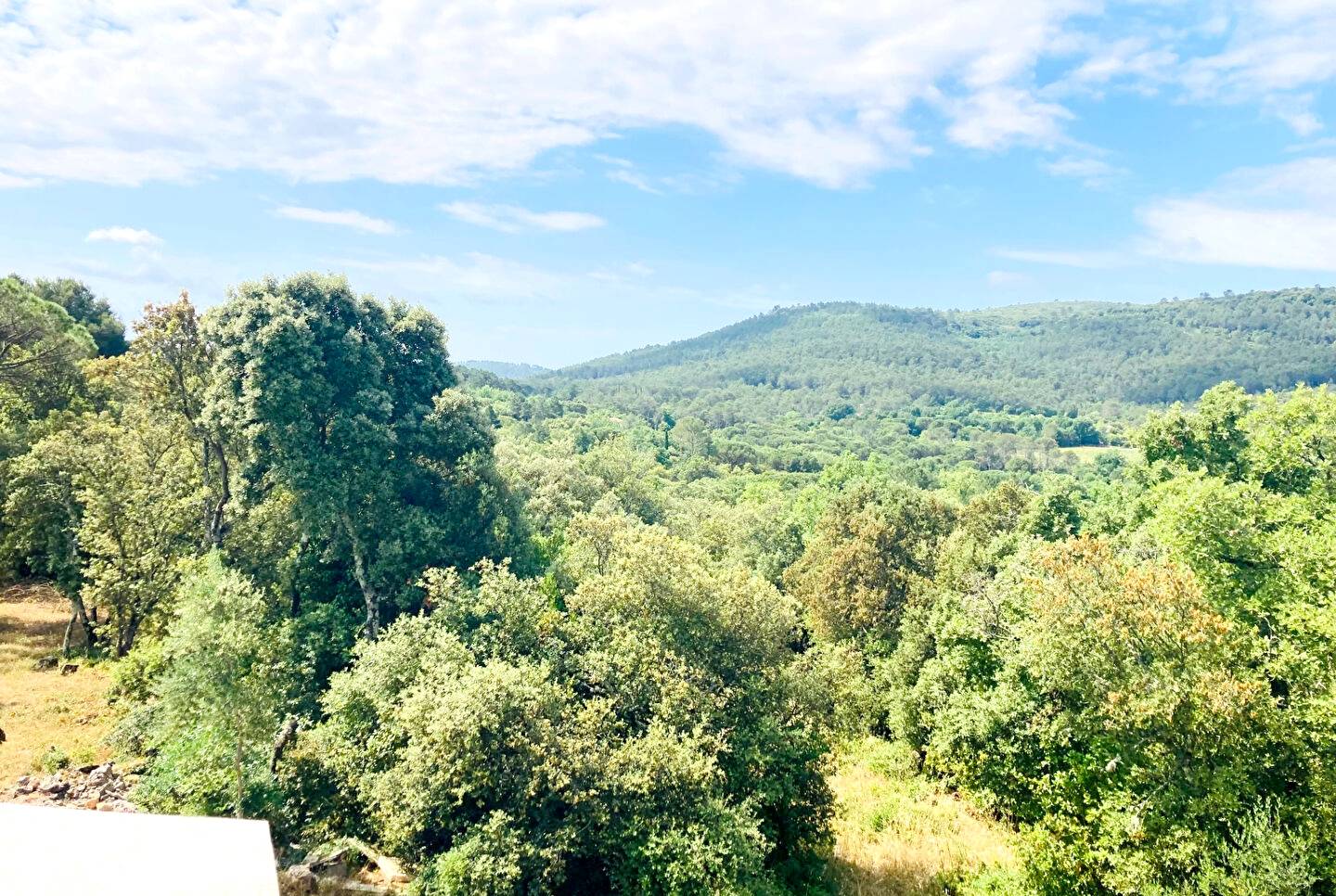 Villa à vendre dans le secteur du Camp de la Roque à Besse