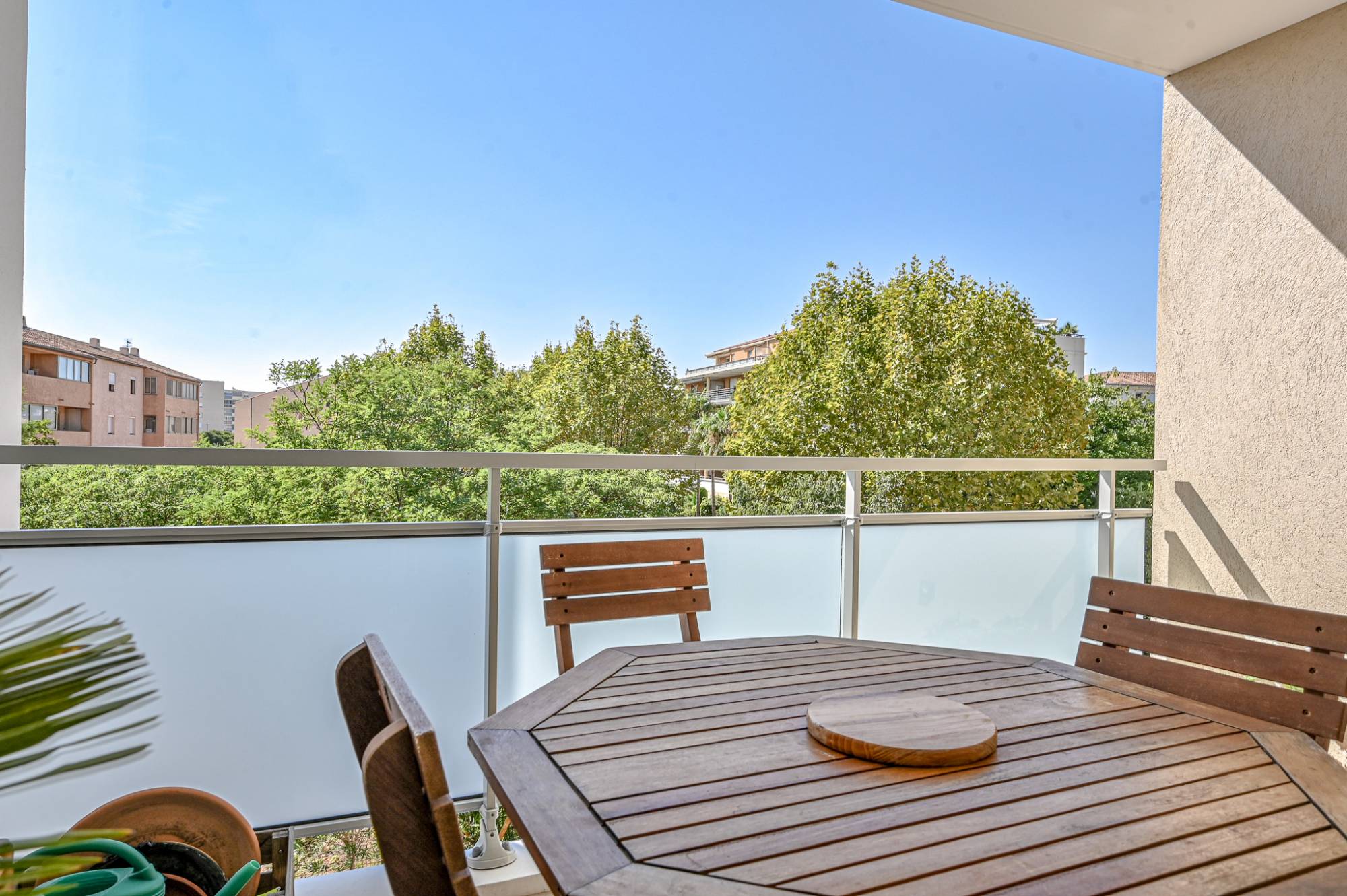 Appartement 3 pièces à vendre dans le village de la Garde, en périphérie de Toulon