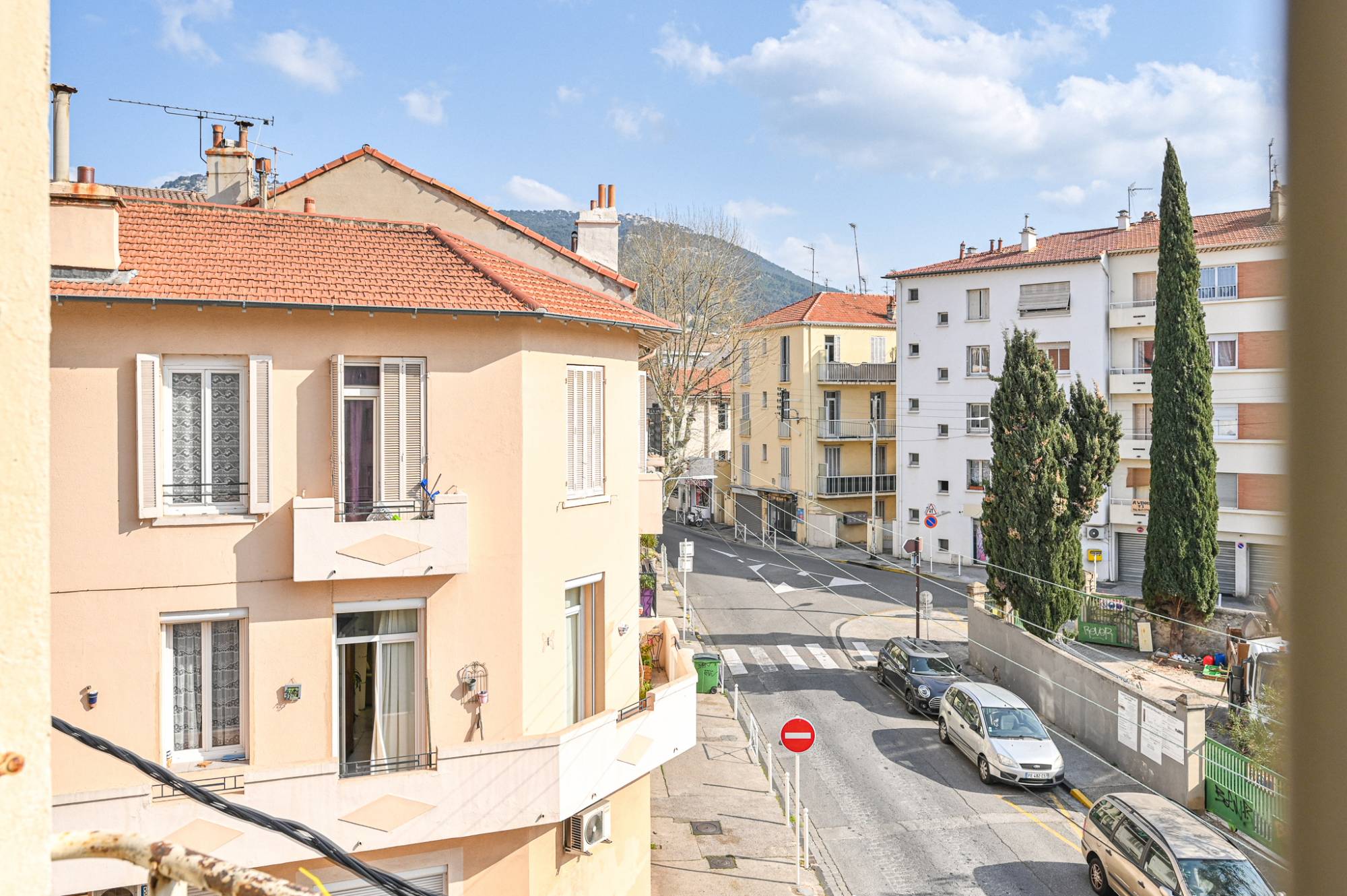 Appartement T3 à vendre dans un immeuble avec ascenseur à Toulon quartier Saint-Jean