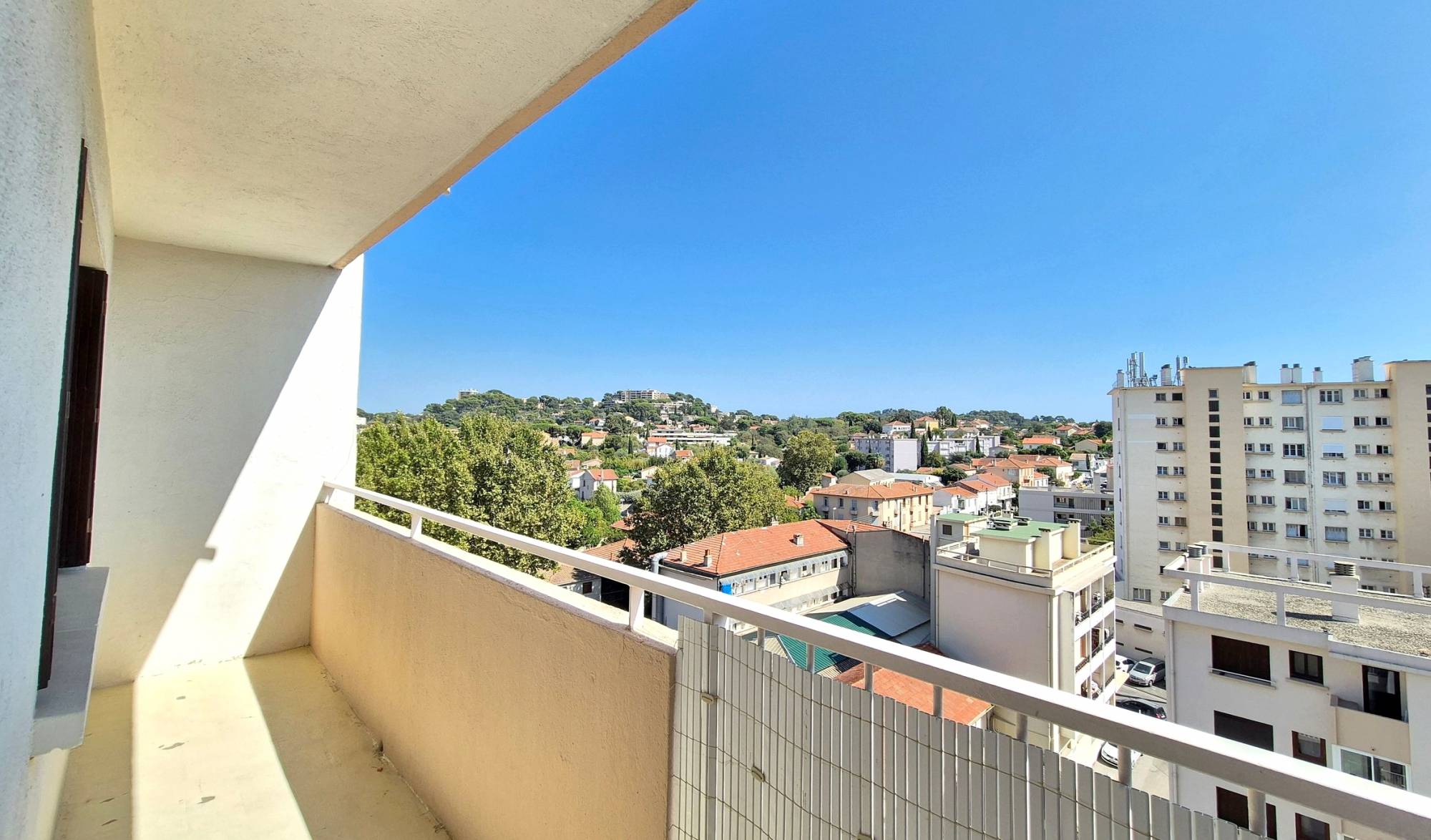 Appartement pour de l'investissement locatif à vendre à Toulon quartier de l'Aguillon à Toulon